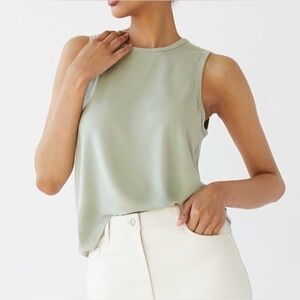 Aritzia Wilfred Beach Tank Light Green “Silver Sage”
Sz XS